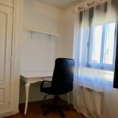 Roxy 1 Apartment